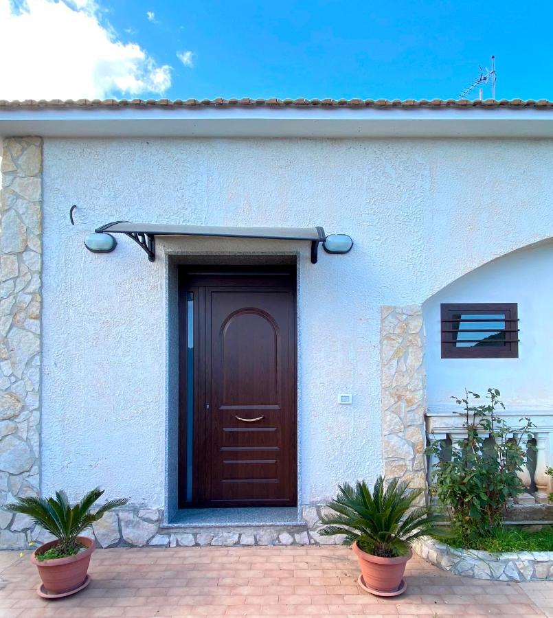 Villa Paola أفولا المظهر الخارجي الصورة